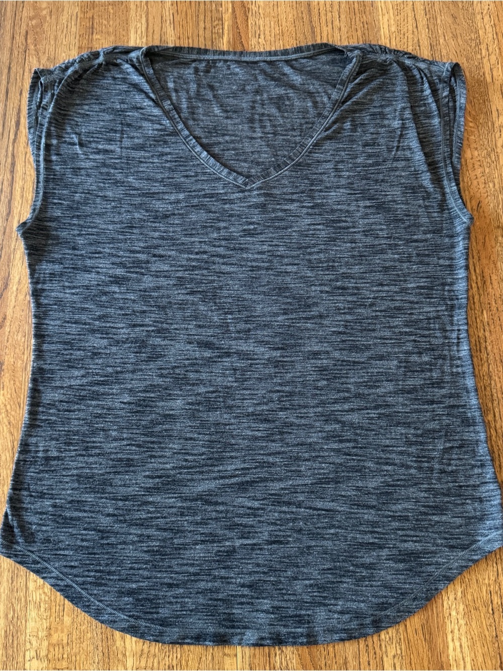 Lululemon Charcoal Heather Gray V-Neck Short Sleeve Top | Size M / 8 Est.